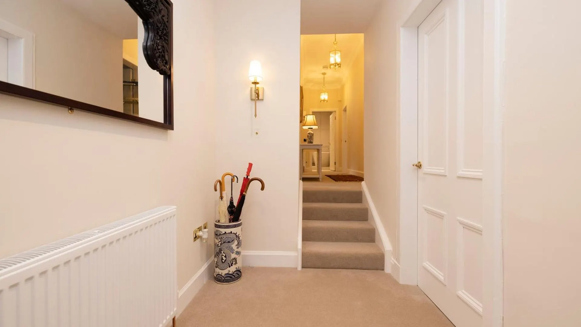 Deluxe 3-Bedroom Apartment On Princes Street Overlooking Edinburgh Castle Verenigd Koninkrijk